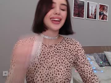 Nude cam girl angella_kleee image #1493063