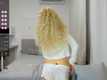 Nude cam girl mila_martella2004 image #5134539