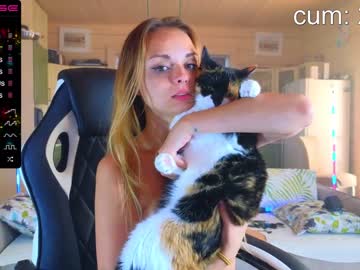 Nude cam girl misss_viki image #4693549