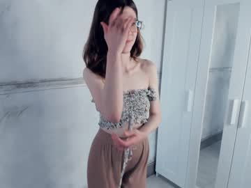 Nude cam girl maureenbruster image #6735112