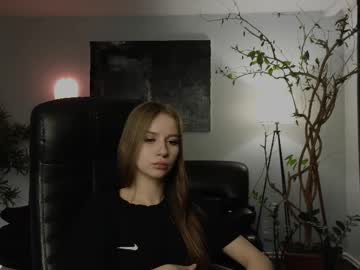 klayro nude girls camming