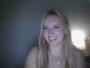 Nude cam girl dumb_blonde69 image #4800634