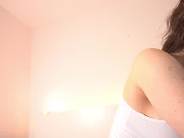 Nude cam girl reei__ image #5921774