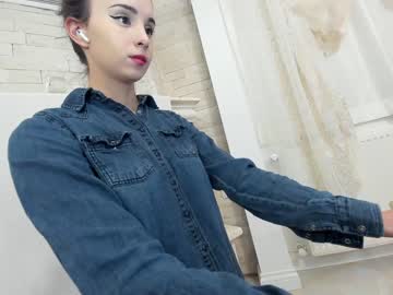 Nude cam girl ehotlovea image #3333796