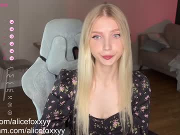 Nude cam girl oh_honey_ image #5097124