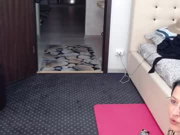 Nude cam girl carmela_fox image #4066104