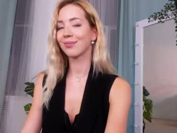Nude cam girl emmi_rosee image #947031
