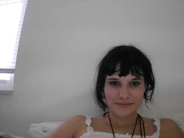 tinygrace_exe nude girls camming
