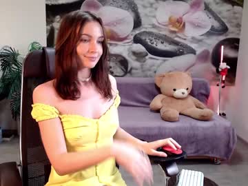Nude cam girl jennycutey image #1871380