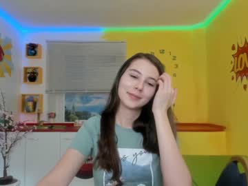 Nude cam girl carolineprise image #1096399
