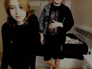 Nude cam couple yami_yami_yami image #4991540