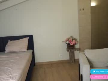 Nude cam girl chloewildd image #3568449