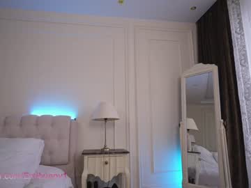Nude cam girl emilia98xxx image #1556164