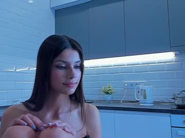 Nude cam girl janecoxa image #5707892