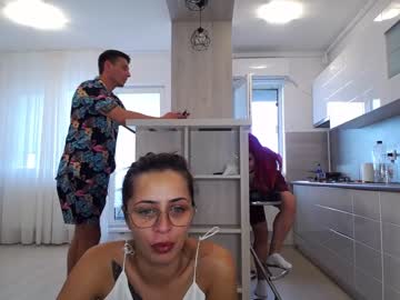 Nude cam couple nolimitscoupl3 image #2628555