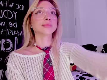 Nude cam girl mynameisnikki image #2876414