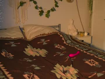 Nude cam girl mother__of__dragons image #5637325