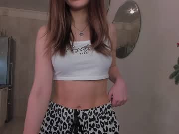 Nude cam girl strawberry_donut image #659932