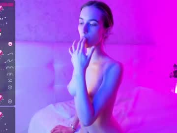 Nude cam girl emma_jhons0n image #3198562