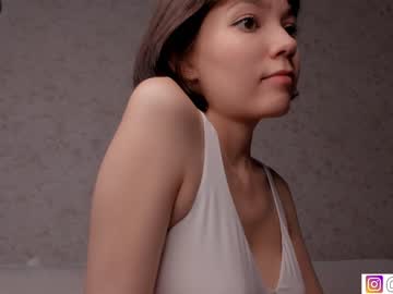 Nude cam girl bzzzme image #5018951
