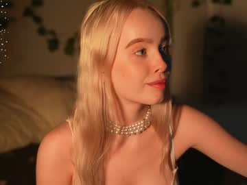 Nude cam girl mother__of__dragons image #5623898