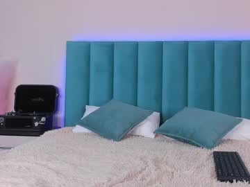 Nude cam girl kaylaa_fox image #4574587