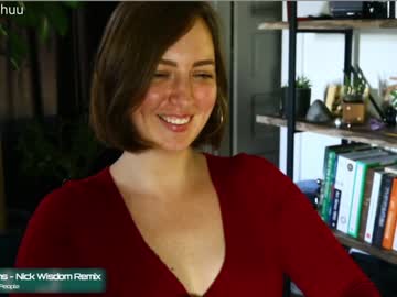 Nude cam girl maeveminx image #2400850