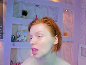 Nude cam girl gingers_hugs image #6211042