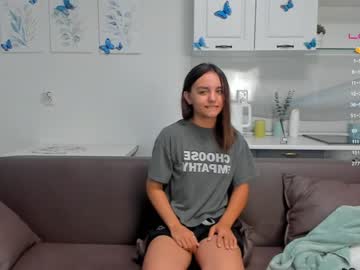 Nude cam girl karalyons image #4831644
