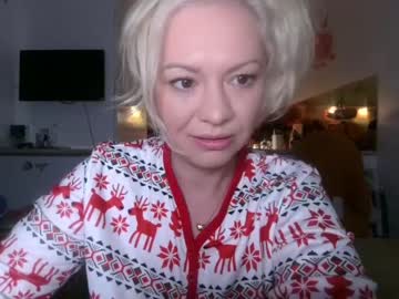 Nude cam girl kiradivine image #3361932