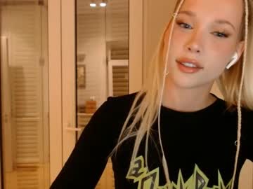 Nude cam girl bitter_moon image #3984208
