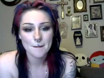 Nude cam girl prettylilbxby image #4127596