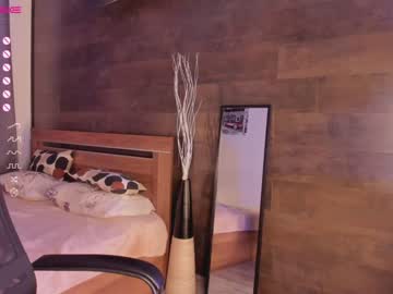 Nude cam girl yolandabertha image #3576462