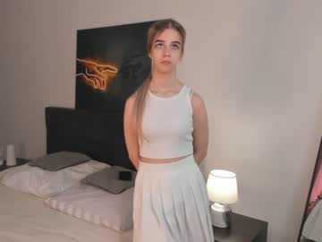 Nude cam girl lizbethhemmings image #6911598