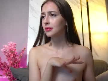 Nude cam girl may_rose_ image #5660156