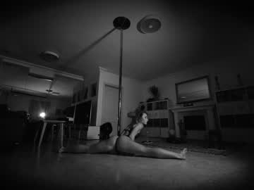 Nude cam girl hannahjames710 image #3176474