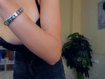 Nude cam girl felissiany image #6066644