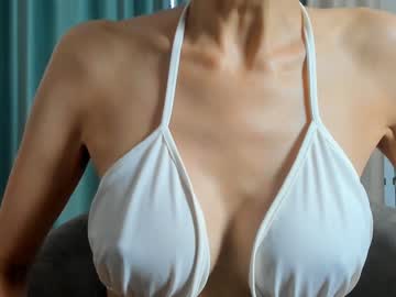 Nude cam girl laravongrey image #4582296