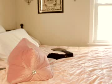 Nude cam girl aynmarie image #3008812