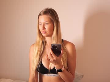 Nude cam girl stella_and_stephan image #2933598
