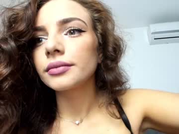Nude cam girl 9harlotte99 image #2208218