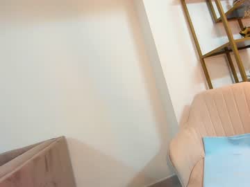 Nude cam girl ehotlovea image #4892575
