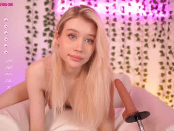 Nude cam girl shycinderella image #4767492
