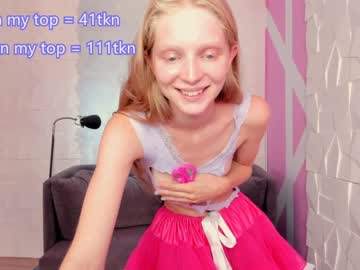 Nude cam girl jenny_ames image #2490344