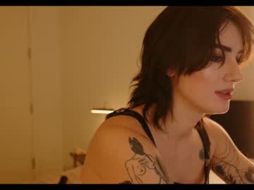 Nude cam girl aynmarie image #3664277