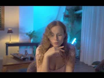 Nude cam girl chillwithkira image #1394488