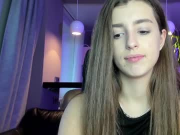 Nude cam girl coy_amina_ image #2770335