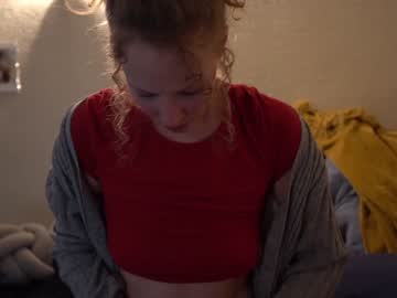 Nude cam girl sistinehashands image #3760477