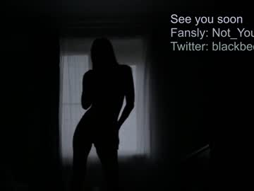 Nude cam girl _blackbee_ image #3441078