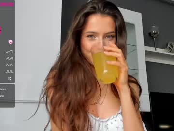 Nude cam girl isia_slay image #3136373